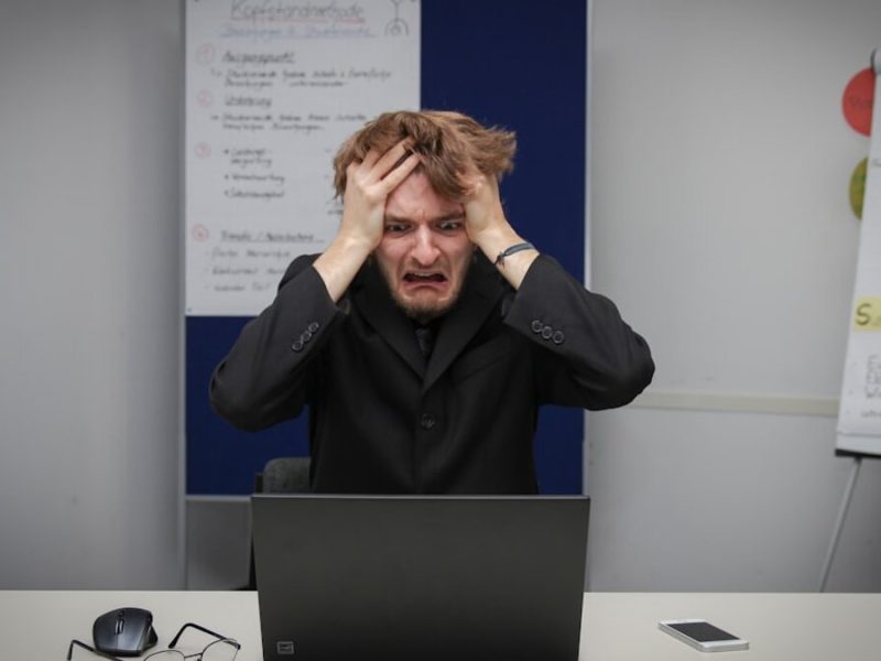 Saúde Mental no Trabalho: O Compliance Urgente para o RH até 2026